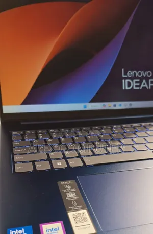 New Laptop Lenovo Ideapad 3 16GB Intel Core I7 SSD 1T