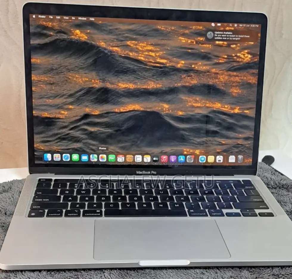 New Laptop Apple MacBook Air 2020 M1 8GB Apple M1 SSD 256GB