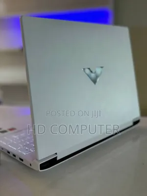 New Laptop HP Victus 16 16GB AMD Ryzen 7 SSD 1T