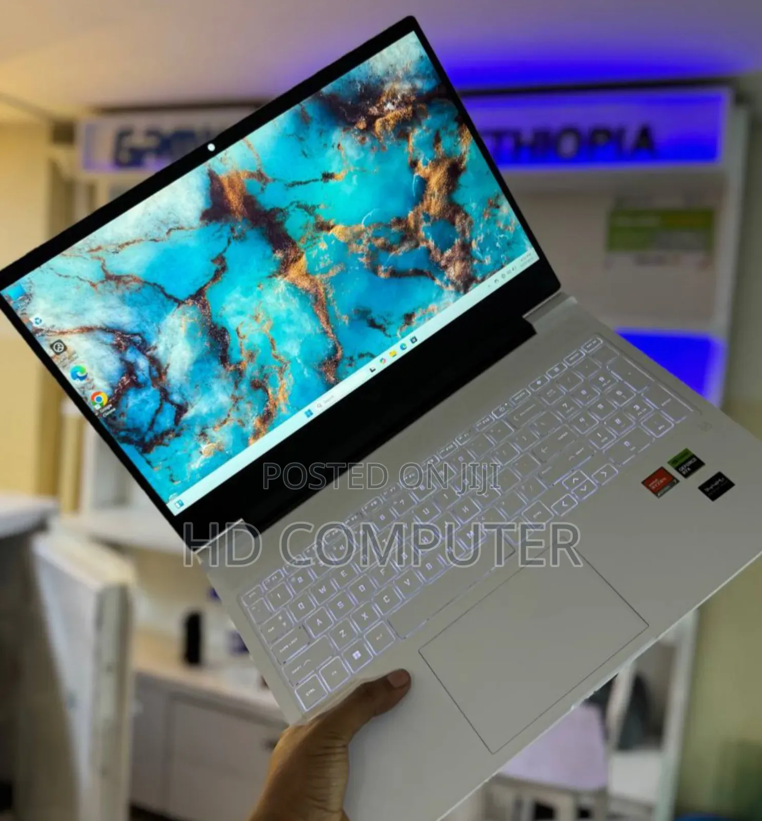 New Laptop HP Victus 16 16GB AMD Ryzen 7 SSD 1T