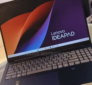 Photo - New Laptop Lenovo Ideapad 3 16GB Intel Core I7 SSD 1T
