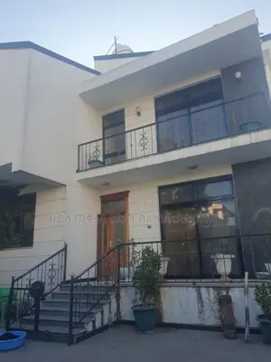 Furnished 6bdrm House in Ayat Area Inside, Yeka for sale