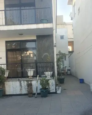 Furnished 6bdrm House in Ayat Area Inside, Yeka for sale