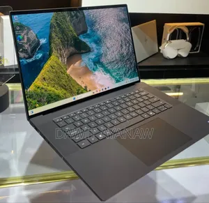 New Laptop Dell Precision 5690 64GB SSD 1T