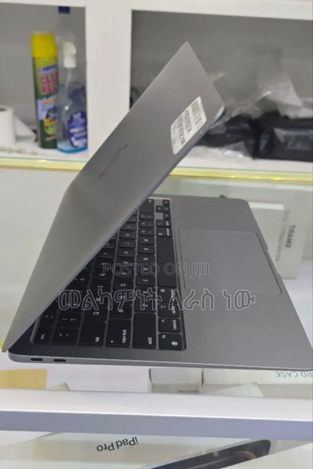 New Laptop Apple MacBook Air 2020 M1 8GB Apple M1 SSD 256GB