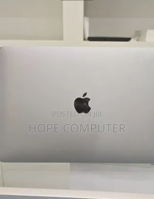 New Laptop Apple MacBook Air 2020 M1 8GB Apple M1 SSD 256GB