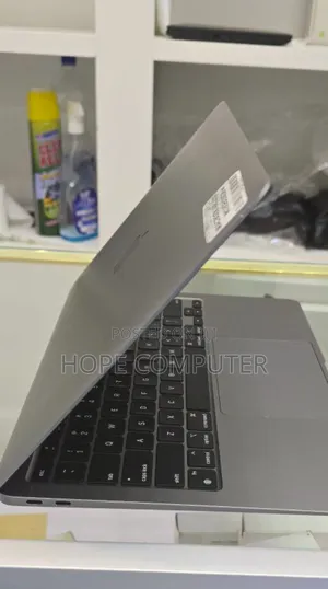 New Laptop Apple MacBook Air 2020 M1 8GB Apple M1 SSD 256GB