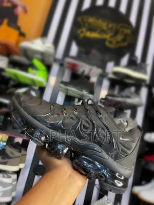 Photo - Nike Air Vapormax High Master Quality Smooth Sneakers Shoes