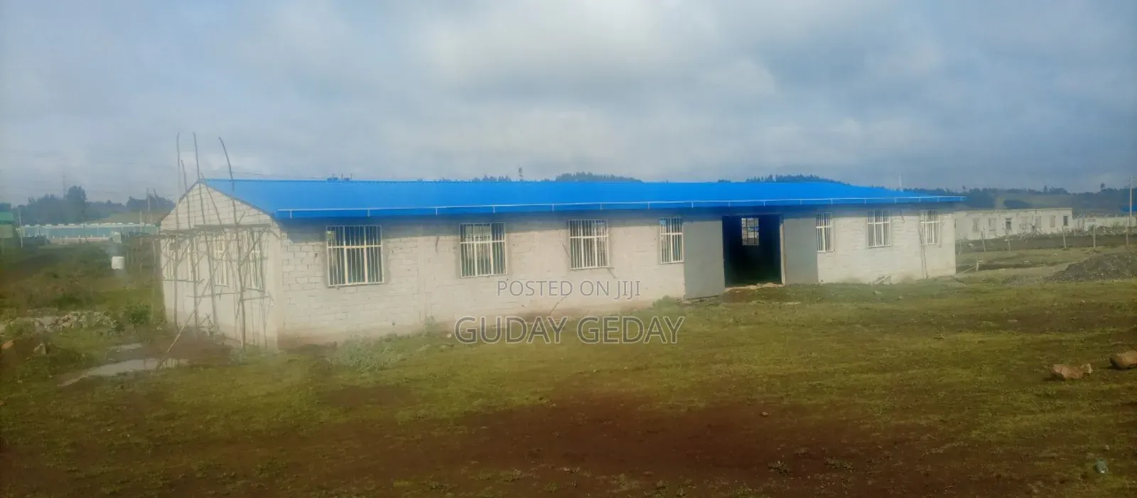 10000ካሬ መጋዘን በደብረብርሀን