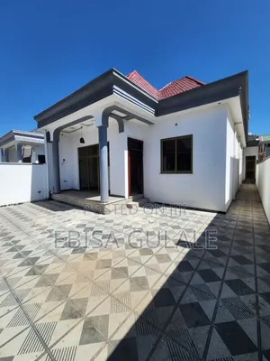 Furnished 4bdrm Apartment in Yeka for sale