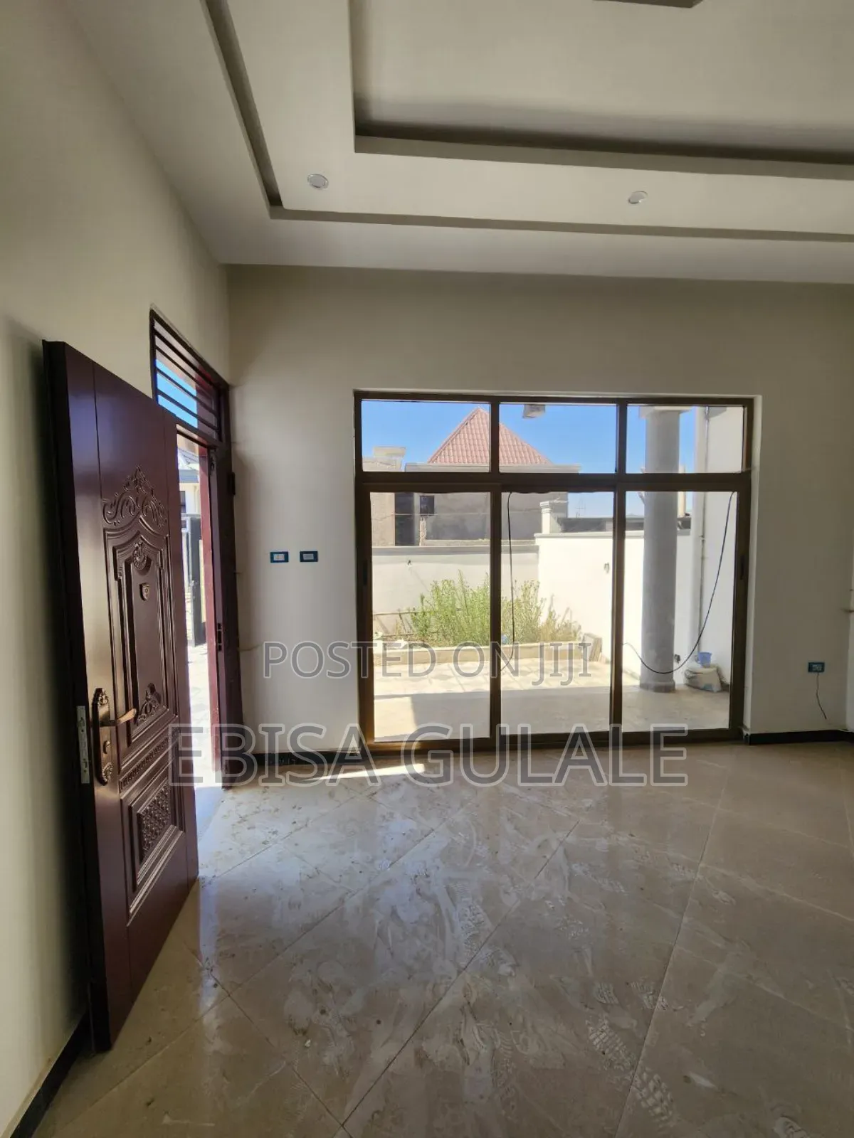 Furnished 4bdrm Apartment in Yeka for sale