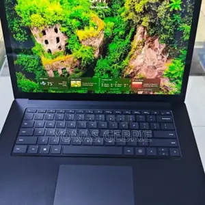New Laptop Microsoft Surface 3 8GB AMD Ryzen 5 SSD 256GB