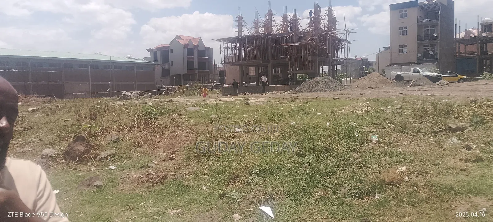 10000ካሬ መጋዘን በደብረብርሀን