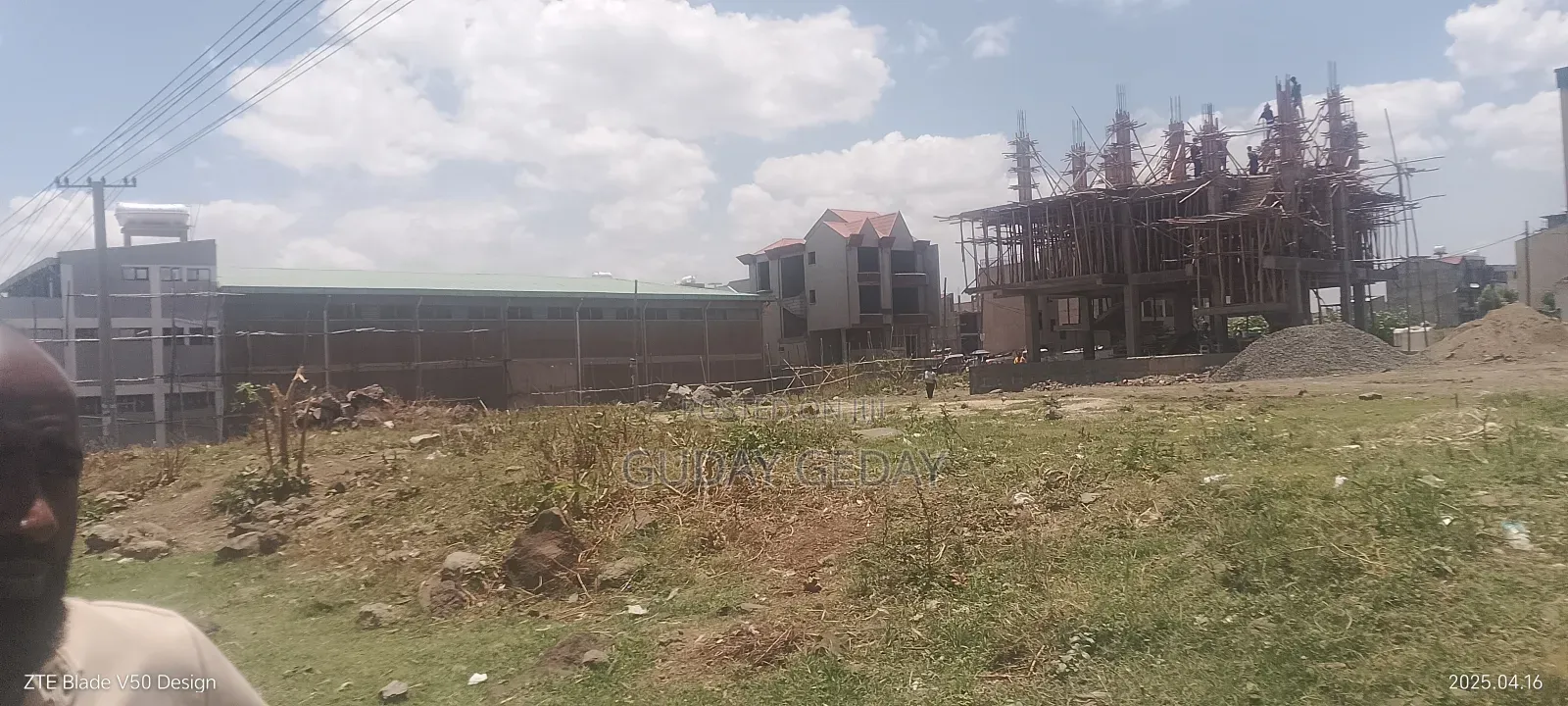 10000ካሬ መጋዘን በደብረብርሀን