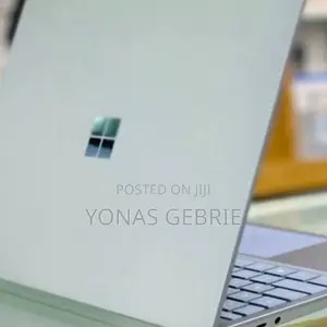 New Laptop Microsoft Surface Go 8GB Intel Core I5 SSD 256GB