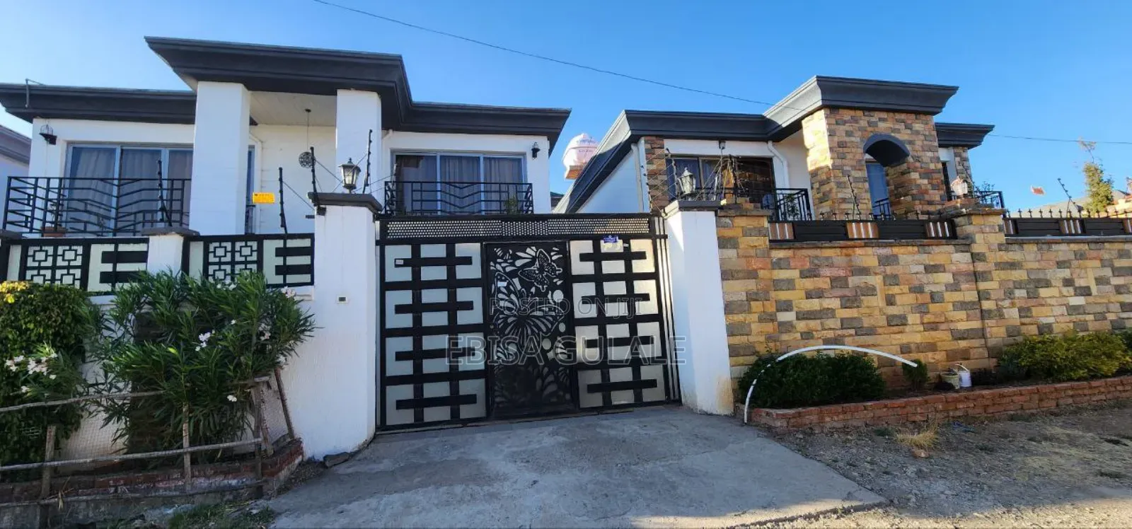 Furnished 6bdrm Block of Flats in Roseta Real State, Yeka for sale