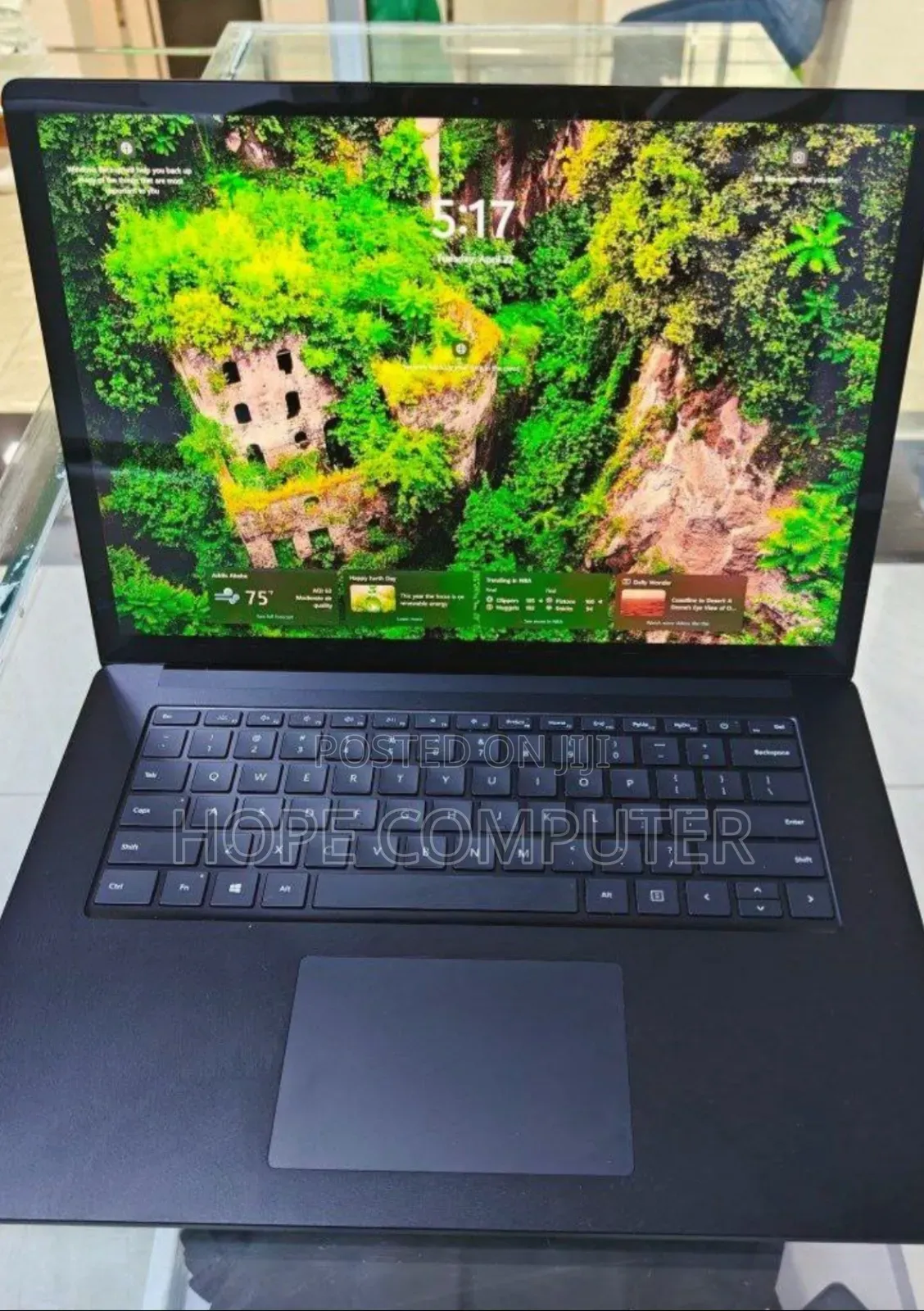 New Laptop Microsoft Surface Book 3 8GB AMD Ryzen 5 SSD 256GB