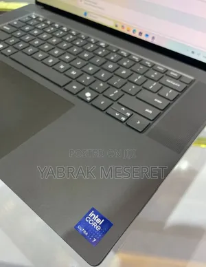 New Laptop Dell Precision 5690 64GB Intel Core Ultra 7 SSD 1T