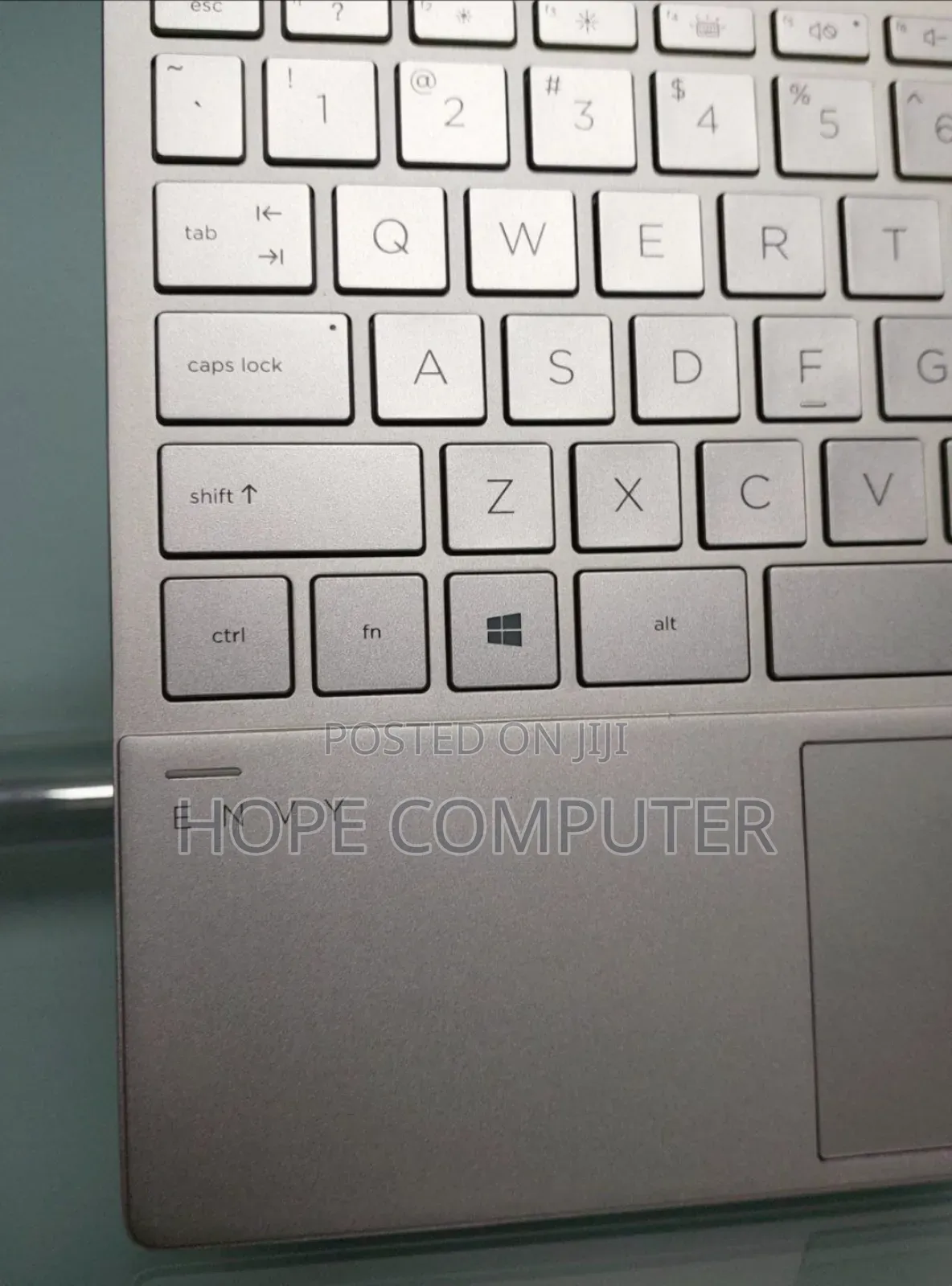 New Laptop HP Envy X360 8GB Intel Core I7 SSD 512GB