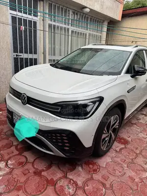 Photo - Volkswagen ID.6 2023 White