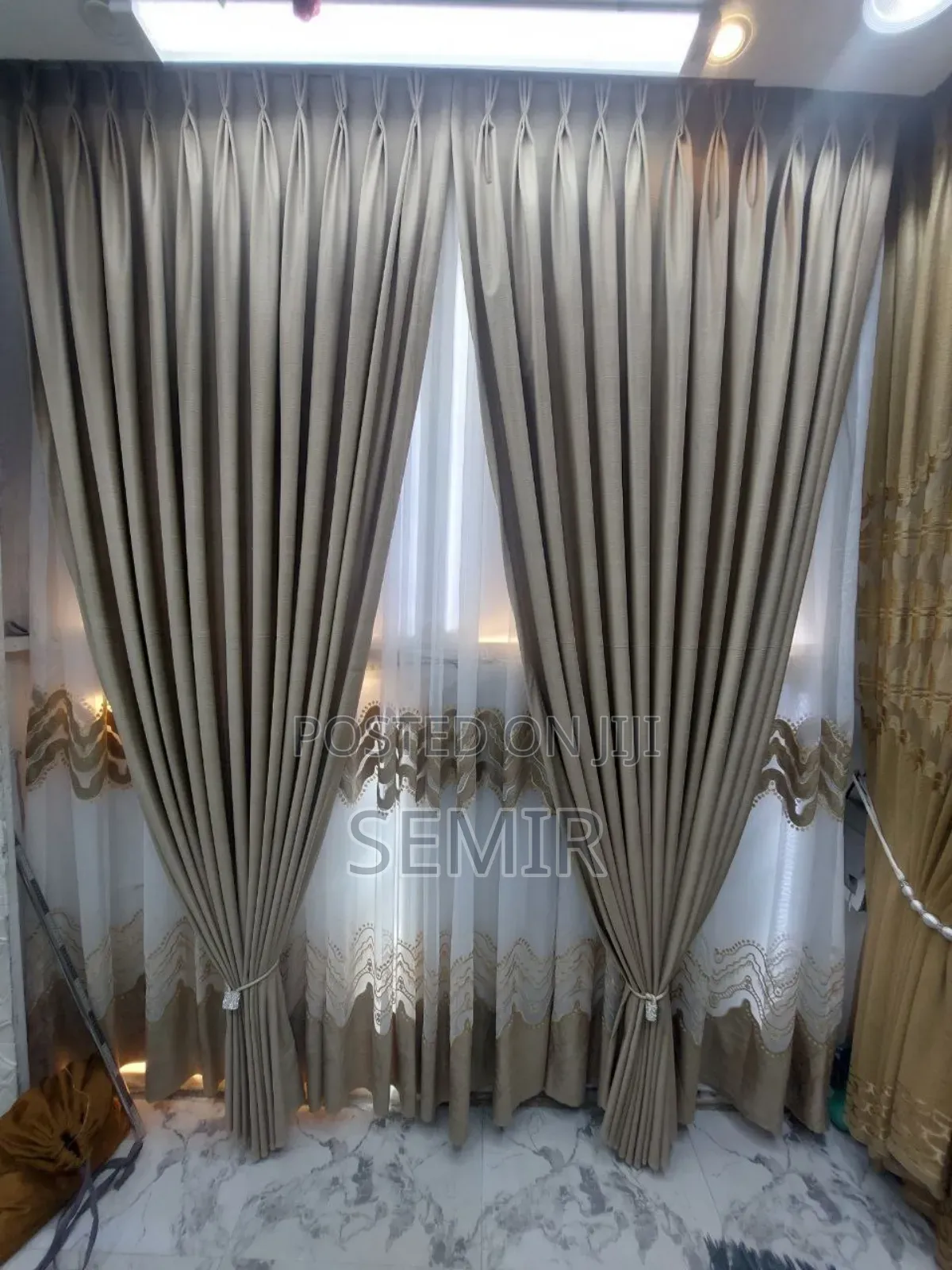 Curtain at Any Size