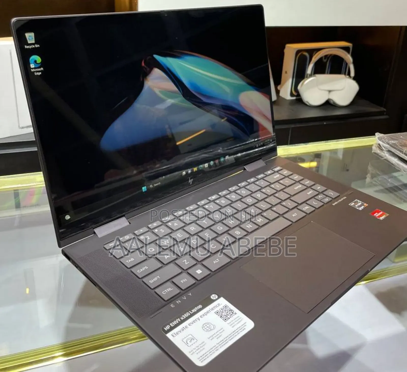 New Laptop HP Envy X360 16GB AMD Ryzen 7 SSD 512GB