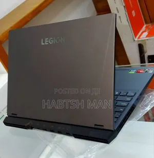 New Laptop Lenovo Legion 5 8GB AMD Ryzen 7 SSD 512GB