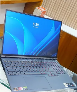 New Laptop Lenovo Legion 5 8GB AMD Ryzen 7 SSD 512GB