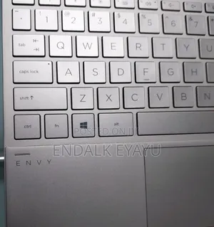 New Laptop HP Envy X360 8GB Intel Core I7 SSD 512GB