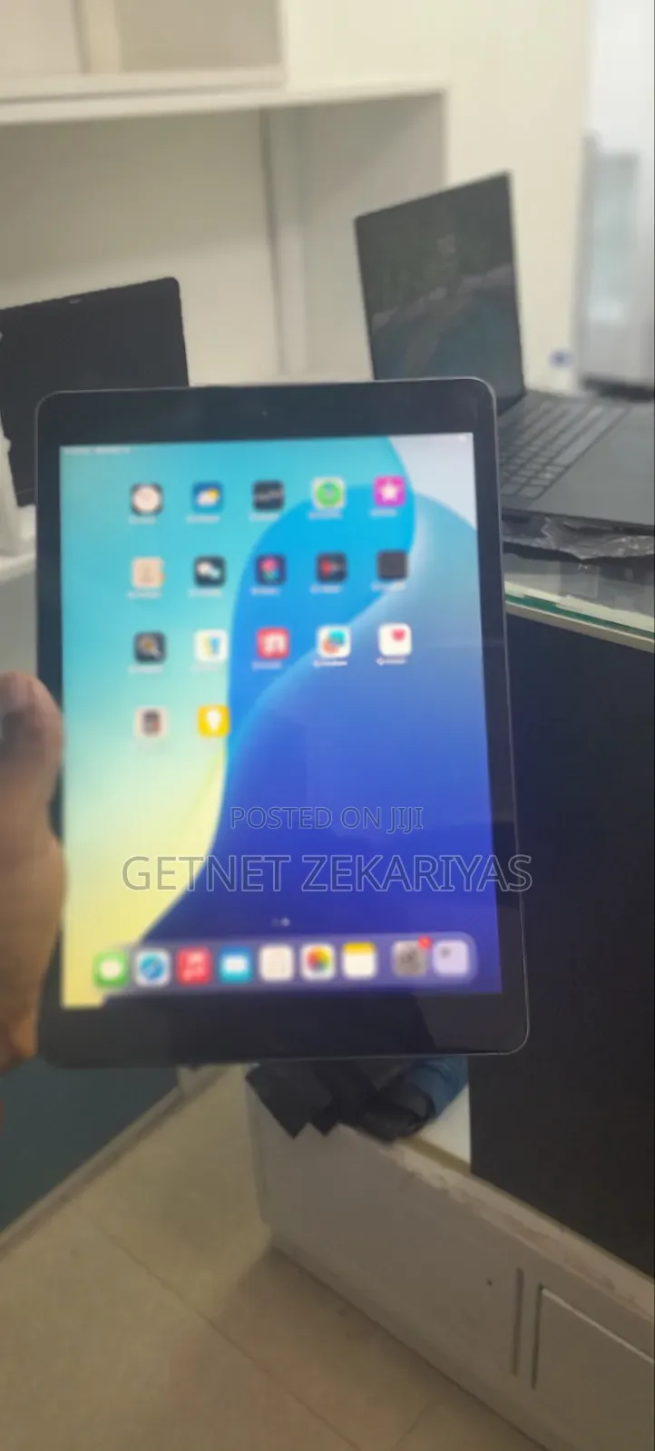New Apple iPad 10.2 (2019) 128 GB