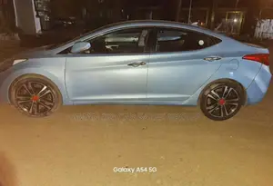 Hyundai Avante 2012 Gray