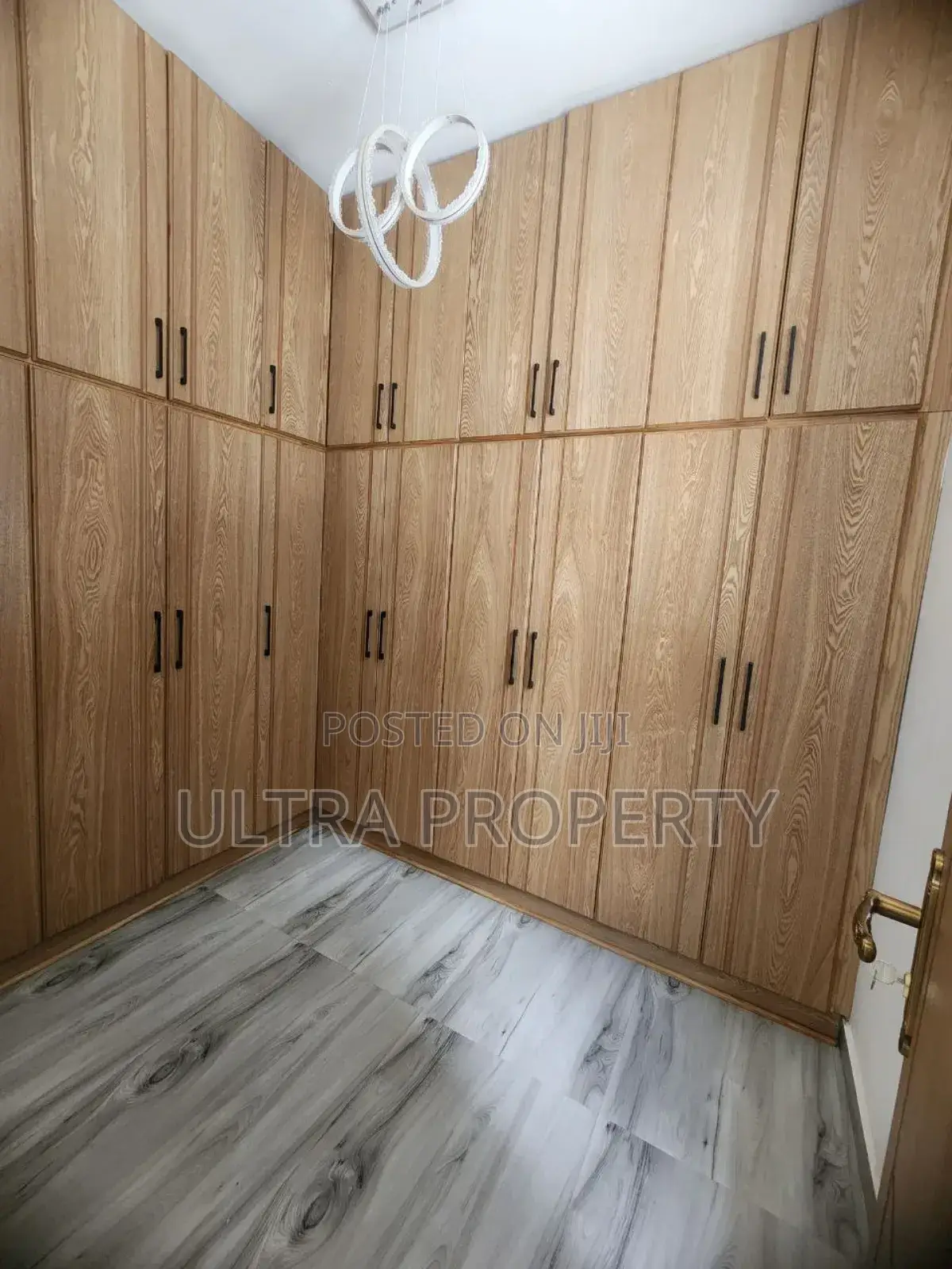 3bdrm House in Bole for rent