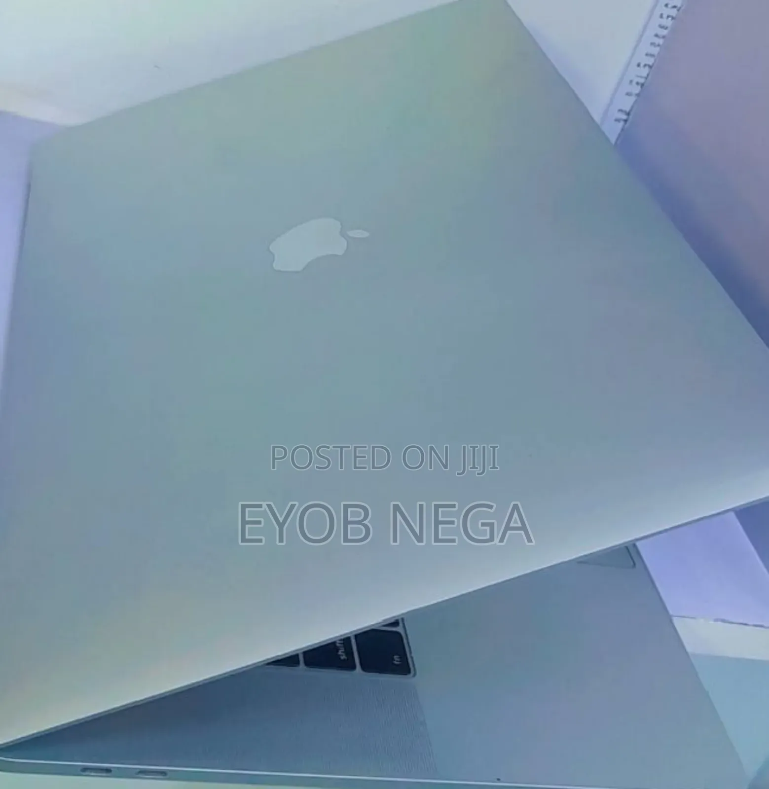 New Laptop Apple MacBook Pro 2017 16GB Intel Core I5 SSD 256GB