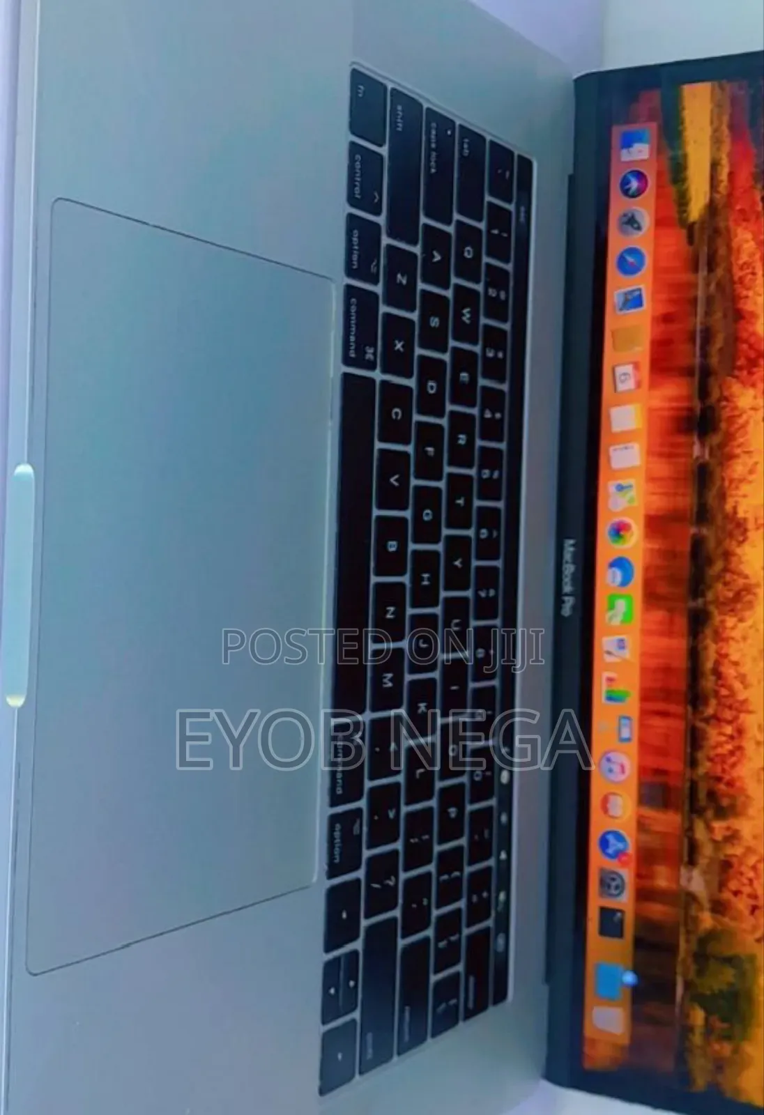 New Laptop Apple MacBook Pro 2017 16GB Intel Core I5 SSD 256GB