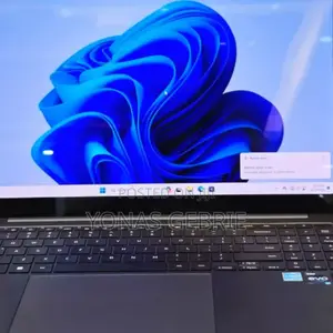 New Laptop Dell Precision 5570 32GB Intel Core I9 SSD 1T