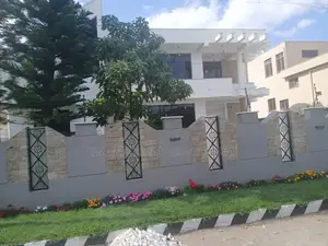 Furnished 7bdrm House in Yeka for sale