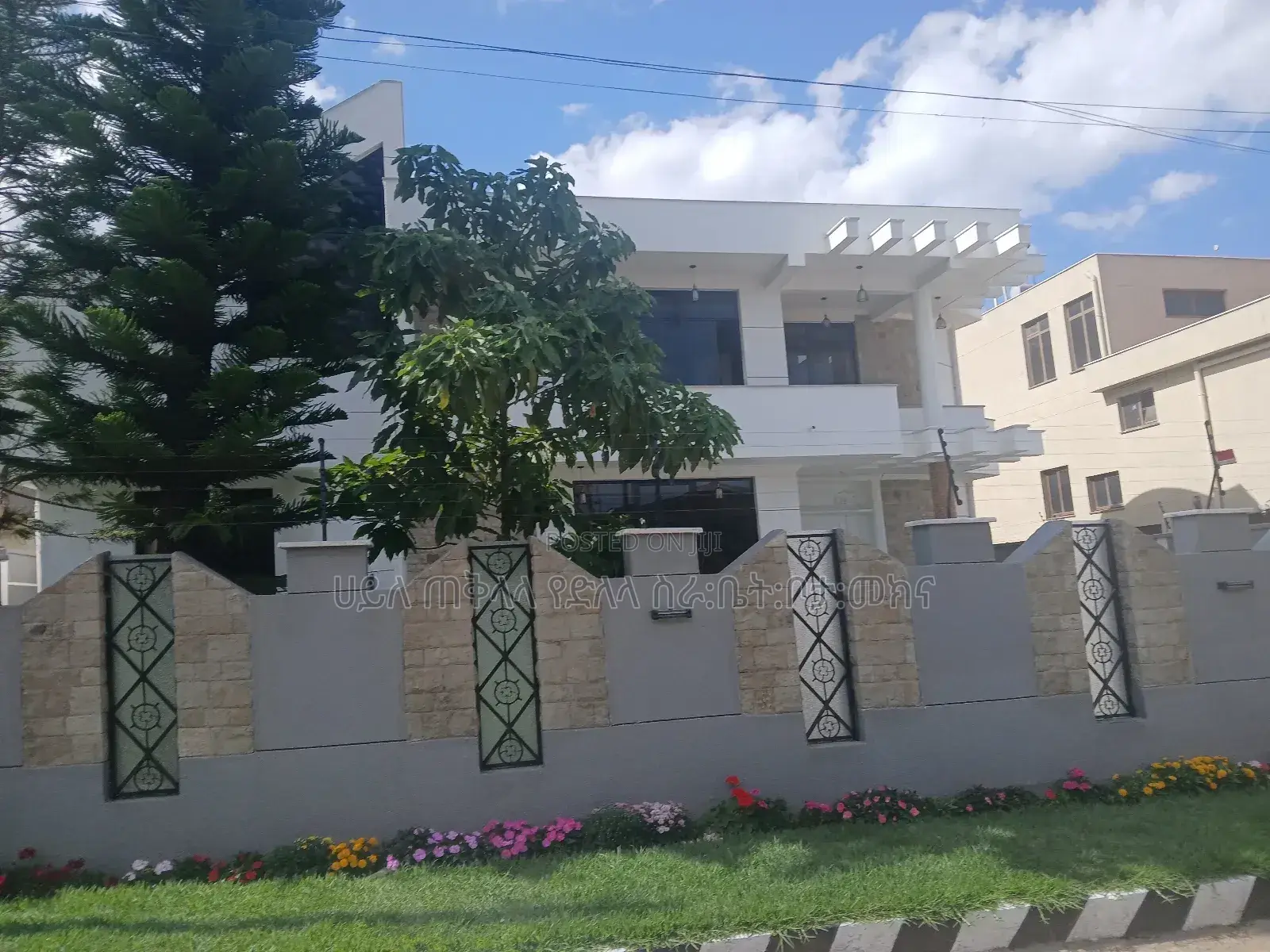 Furnished 7bdrm House in Yeka for sale