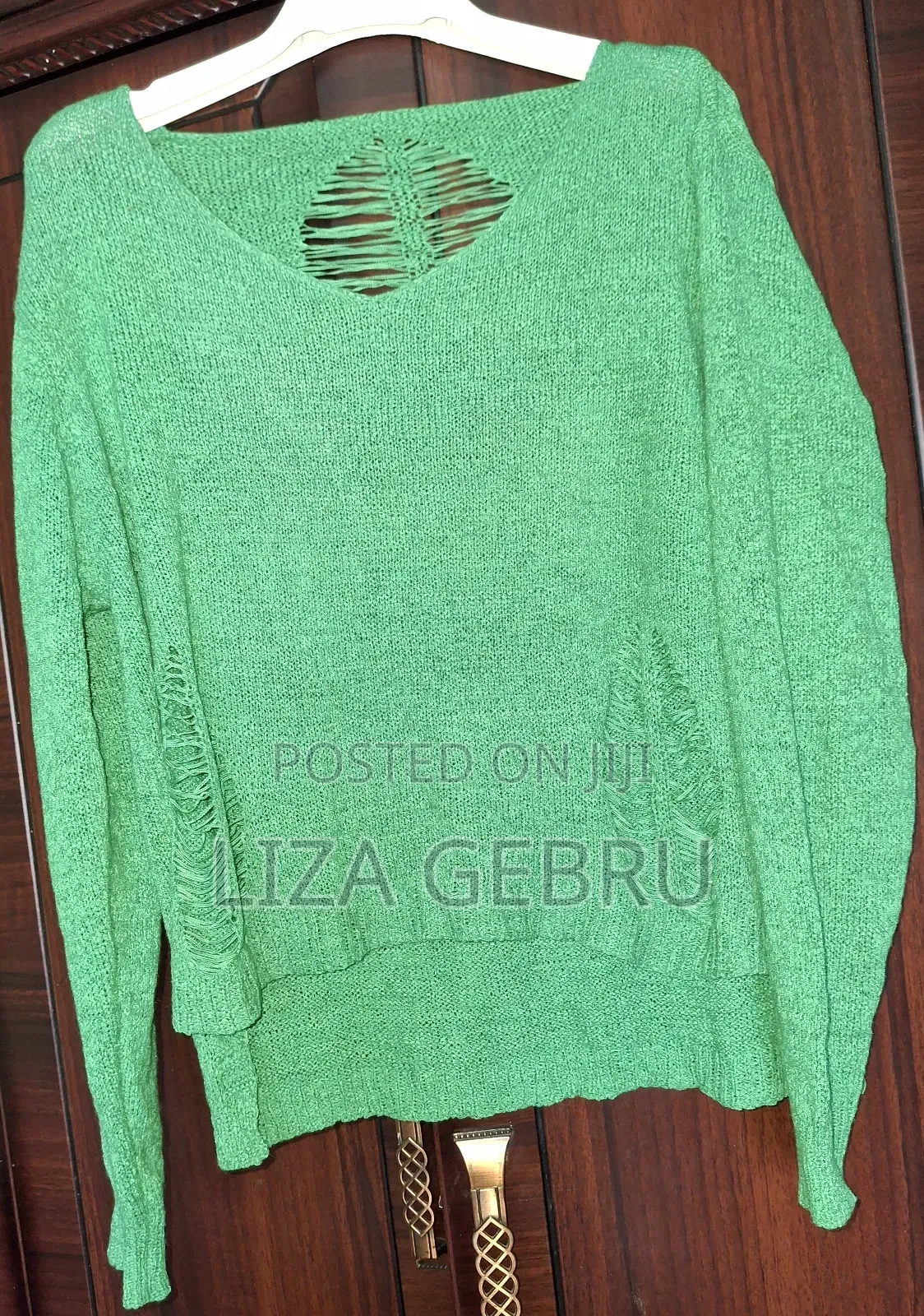 Slightly Used Like New Sweater. Size S,M