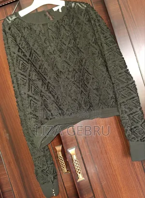 Slightly Used Like New Sweater. Size S,M