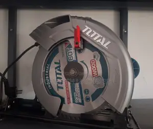 Photo - Circular Saw Total 2200w