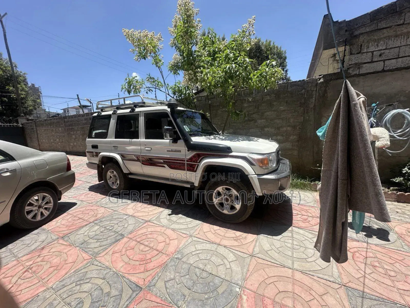 Toyota Land Cruiser 2019 White