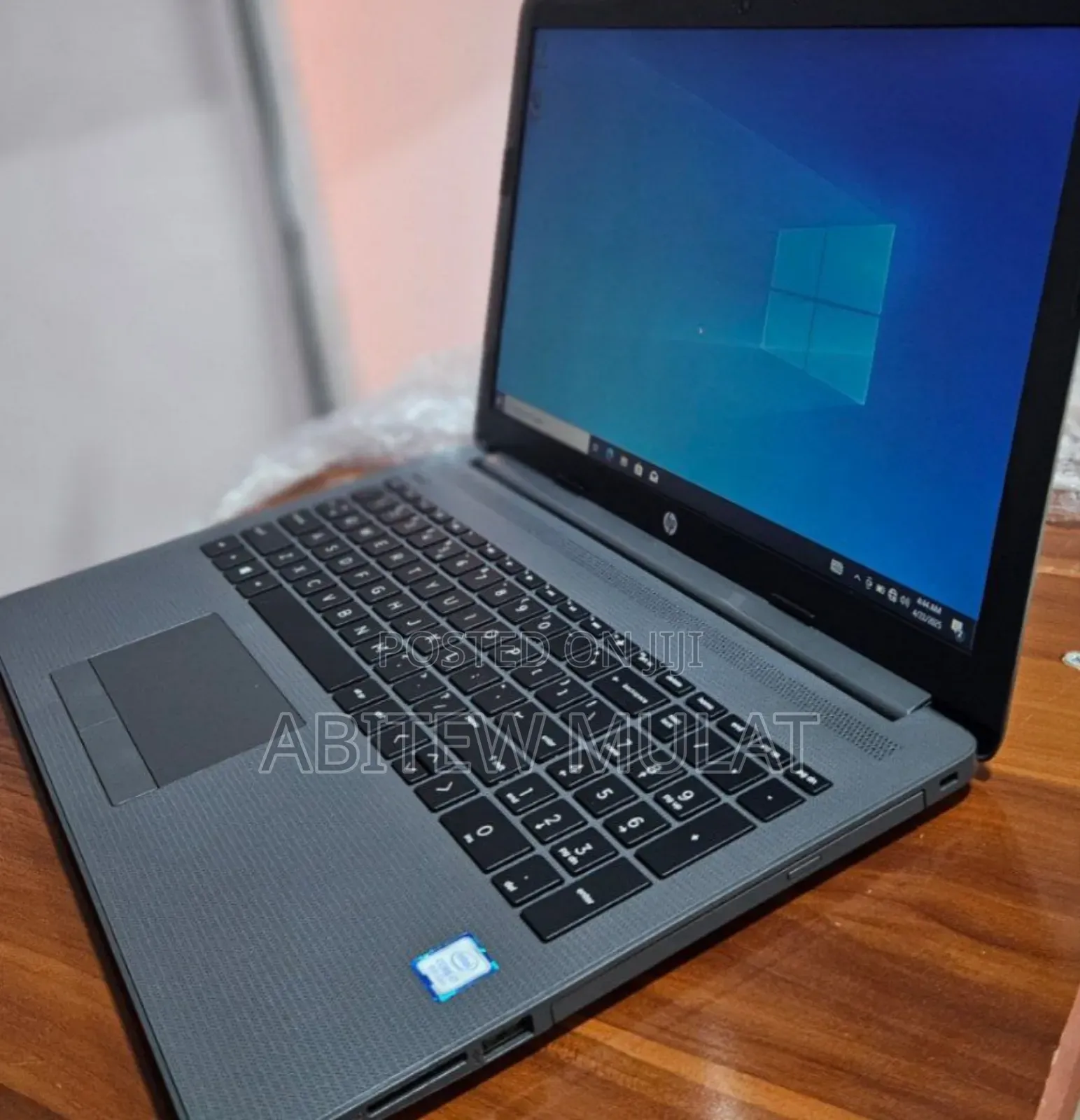 New Laptop HP Stream Notebook 8GB Intel Core I7 SSD 256GB