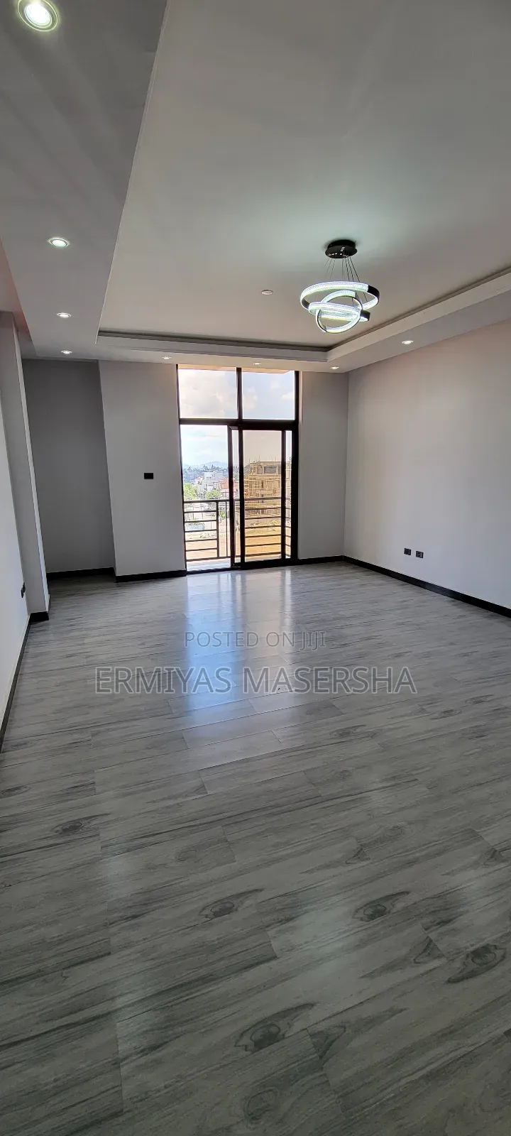 Furnished 3bdrm Apartment in Yeka for sale