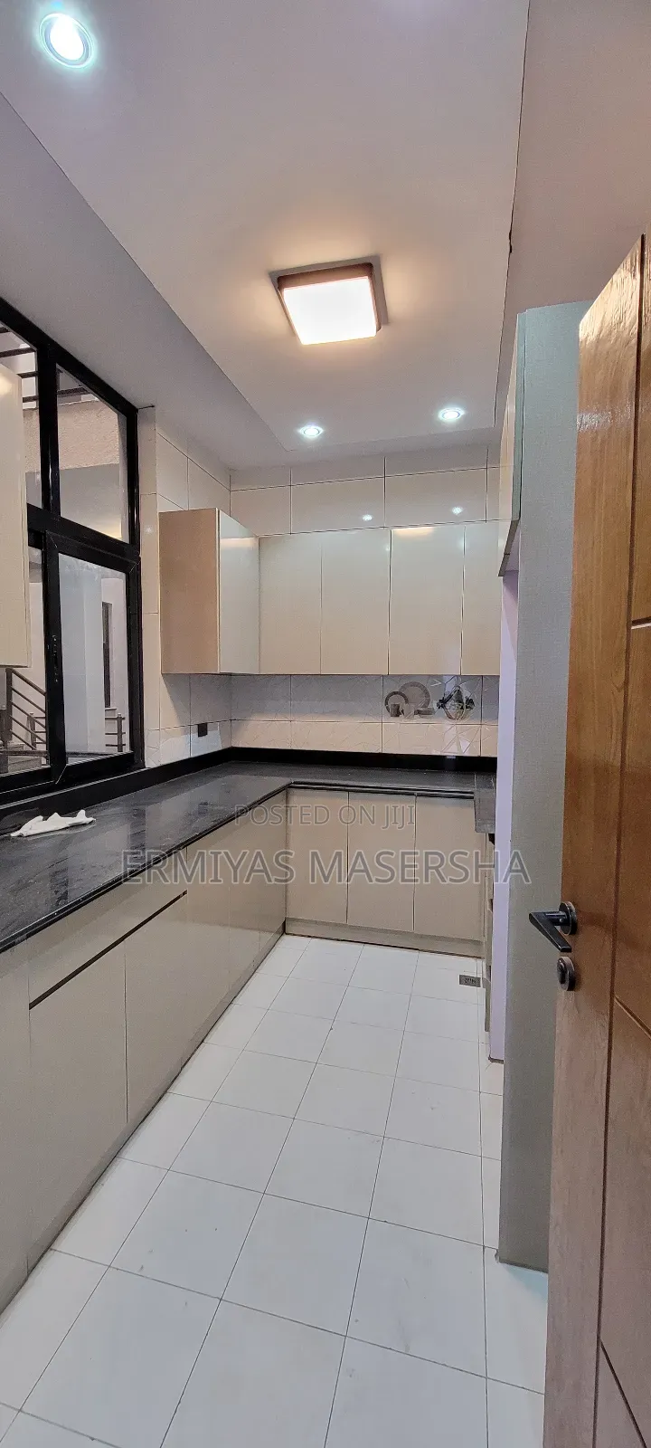 Furnished 3bdrm Apartment in Yeka for sale