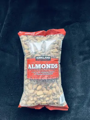 Photo - Kirkland Almonds
