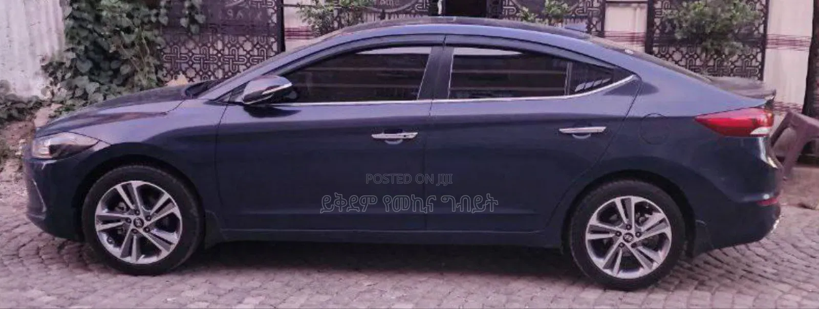 Hyundai Avante 2017 Matt Black