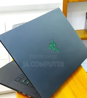 New Laptop Razer Blade 16GB Intel Core I7 SSD 1T