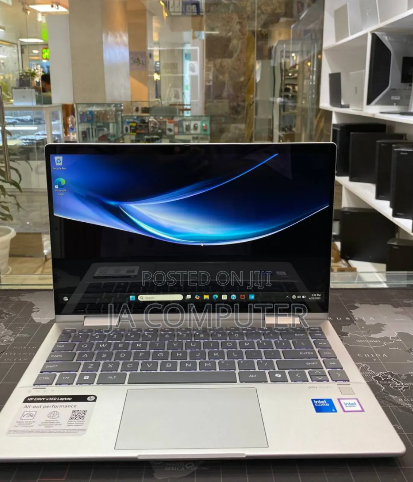 New Laptop HP Envy X360 8GB Intel Core Ultra 5 SSD 512GB