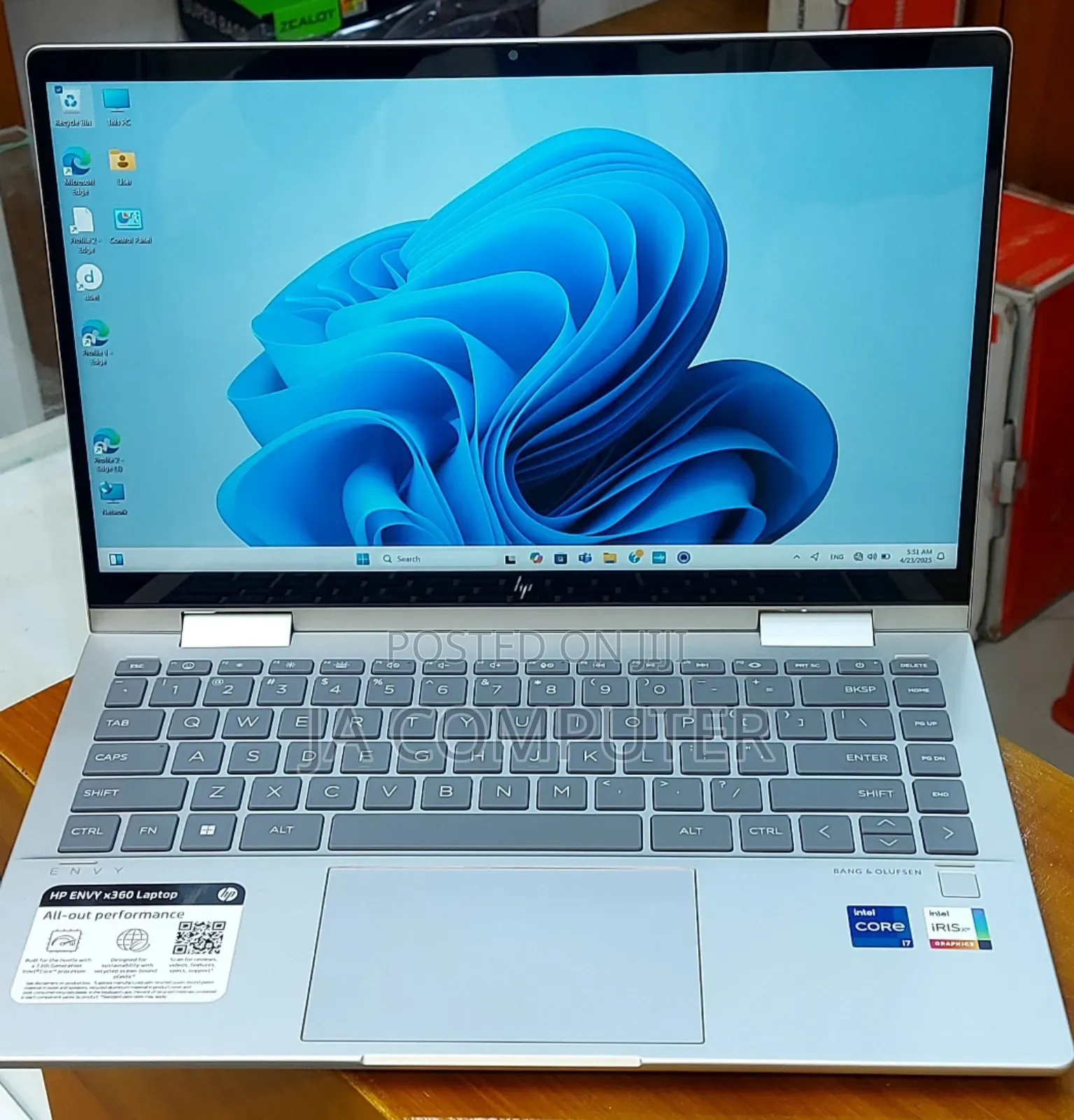 New Laptop HP Envy X360 16GB Intel Core I7 SSD 1T