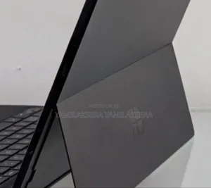 New Laptop Microsoft Surface Pro 7 16GB Intel Core I7 SSD 256GB